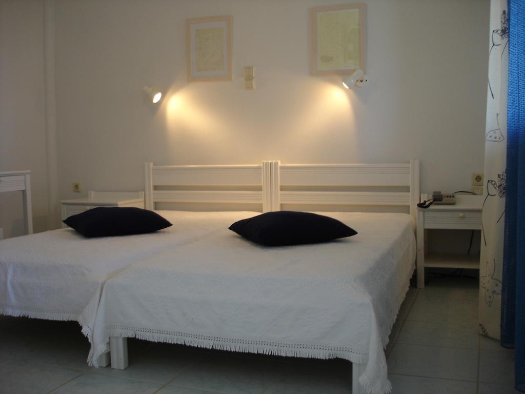 Villa Fleria Seaside Studios&Apts Gerani  Esterno foto