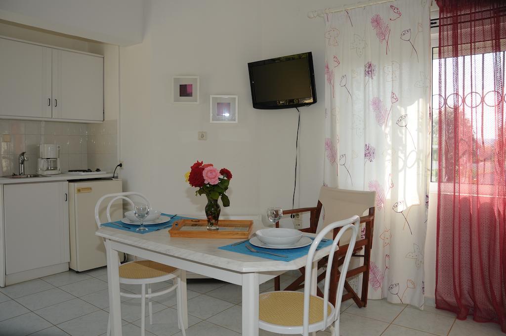 Villa Fleria Seaside Studios&Apts Gerani  Camera foto